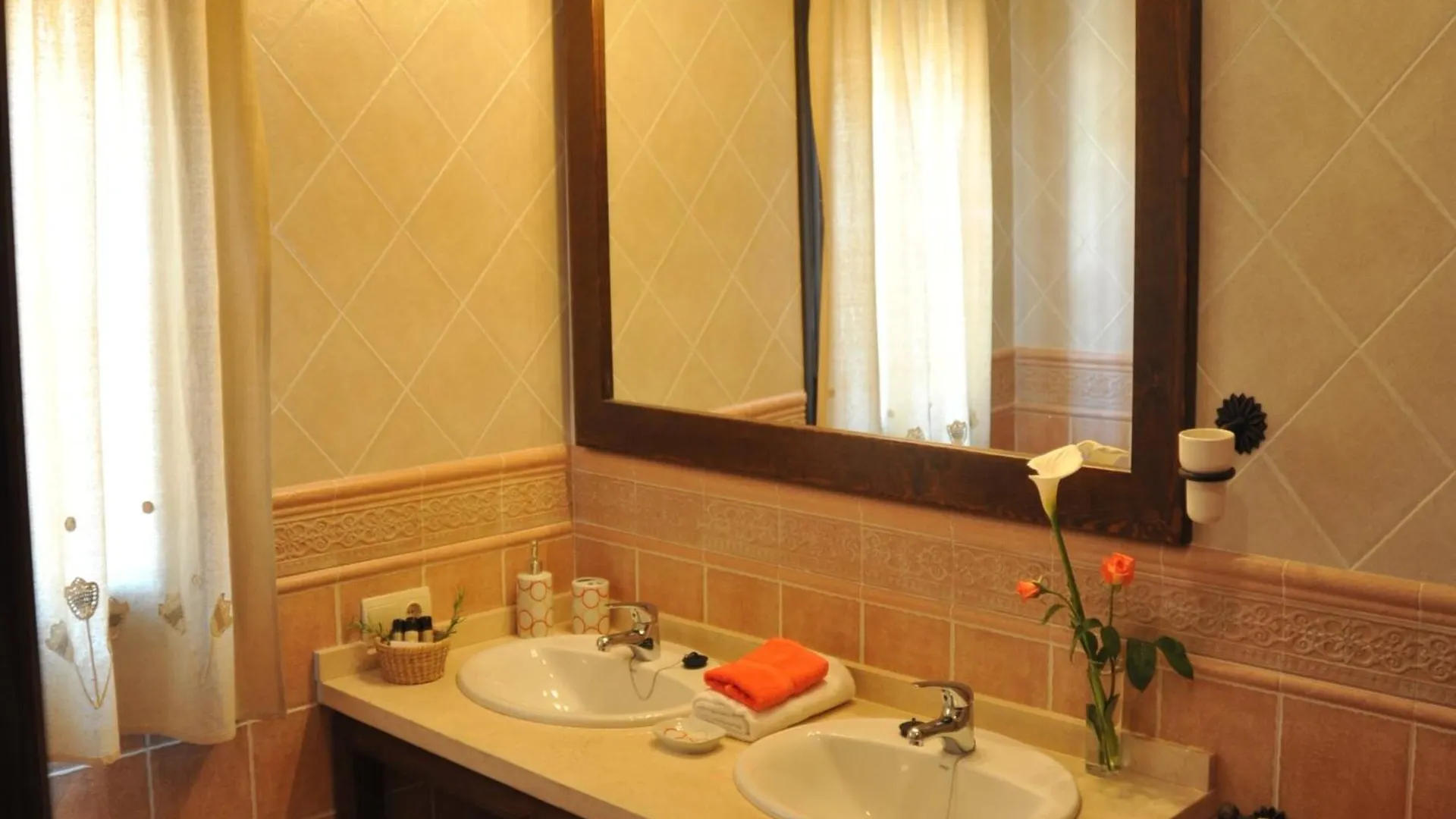 Cottage With Private Pool With La Joya Tatil Evi